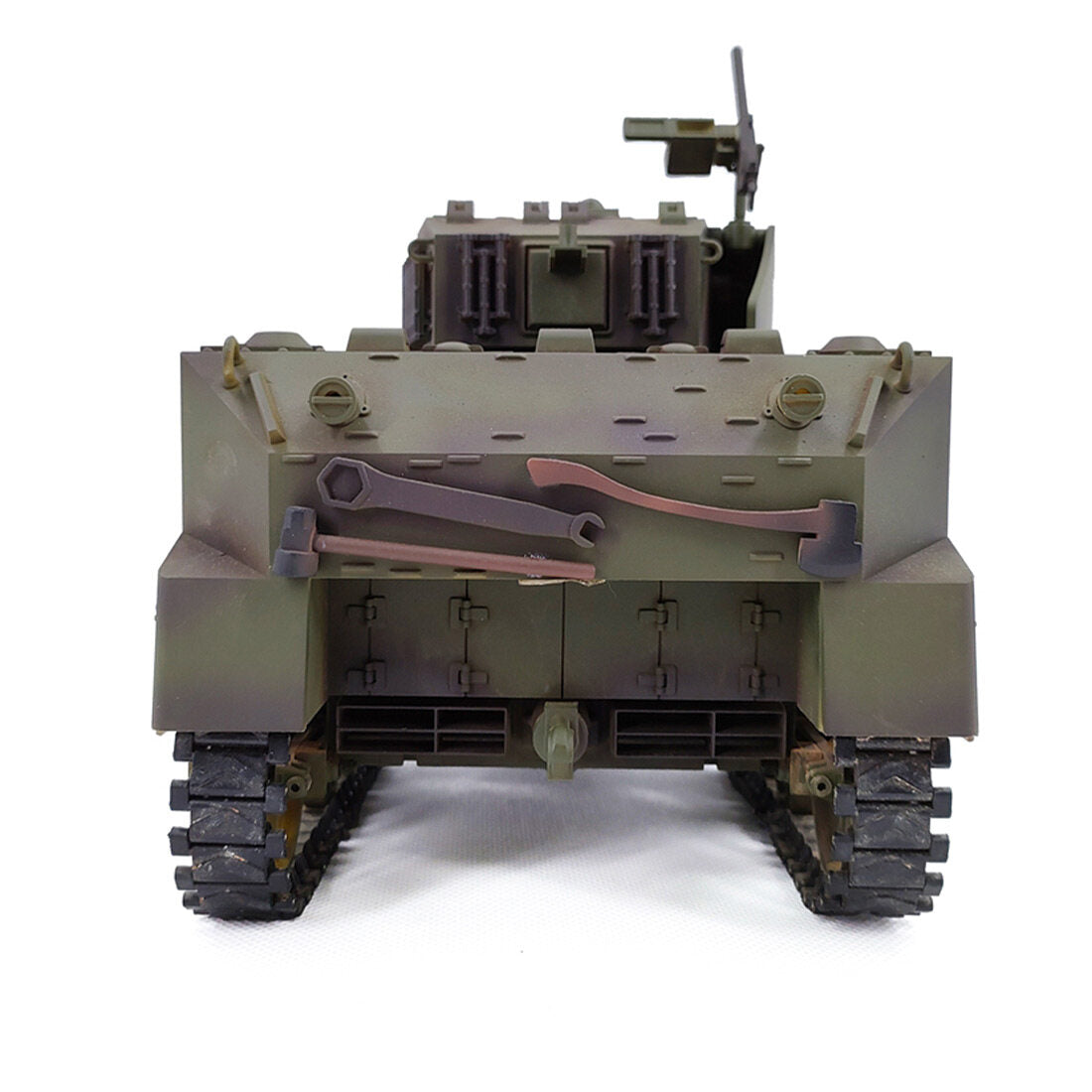 1/16 2.4G US M5A1 Stauart Light Tank Simulated RC Military Tank with Sound&Light&Smoke Effects